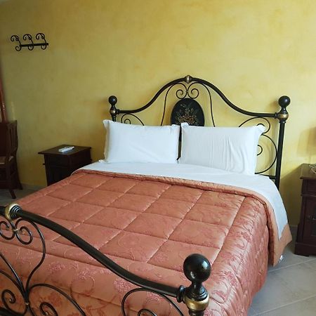 فندق Le Tre Rose بونو المظهر الخارجي الصورة
